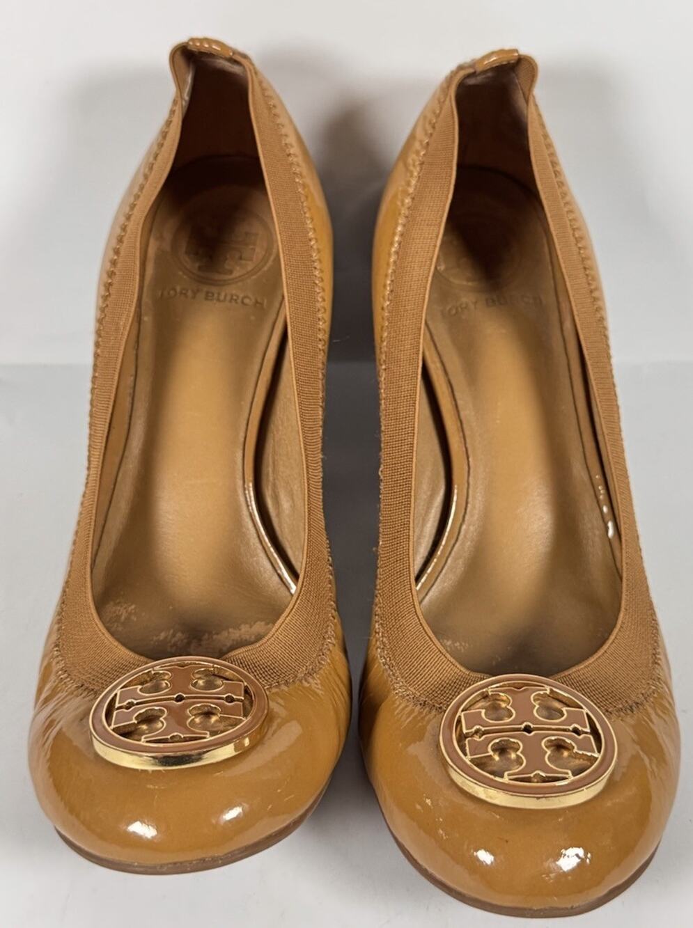 Tory Burch Wedge Closed Toe Heels Pumps Brown Medallion Leather Women’s 6.5